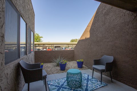 Patio at Villas de la Terraza Apartments in Albuquerque NM October 2020